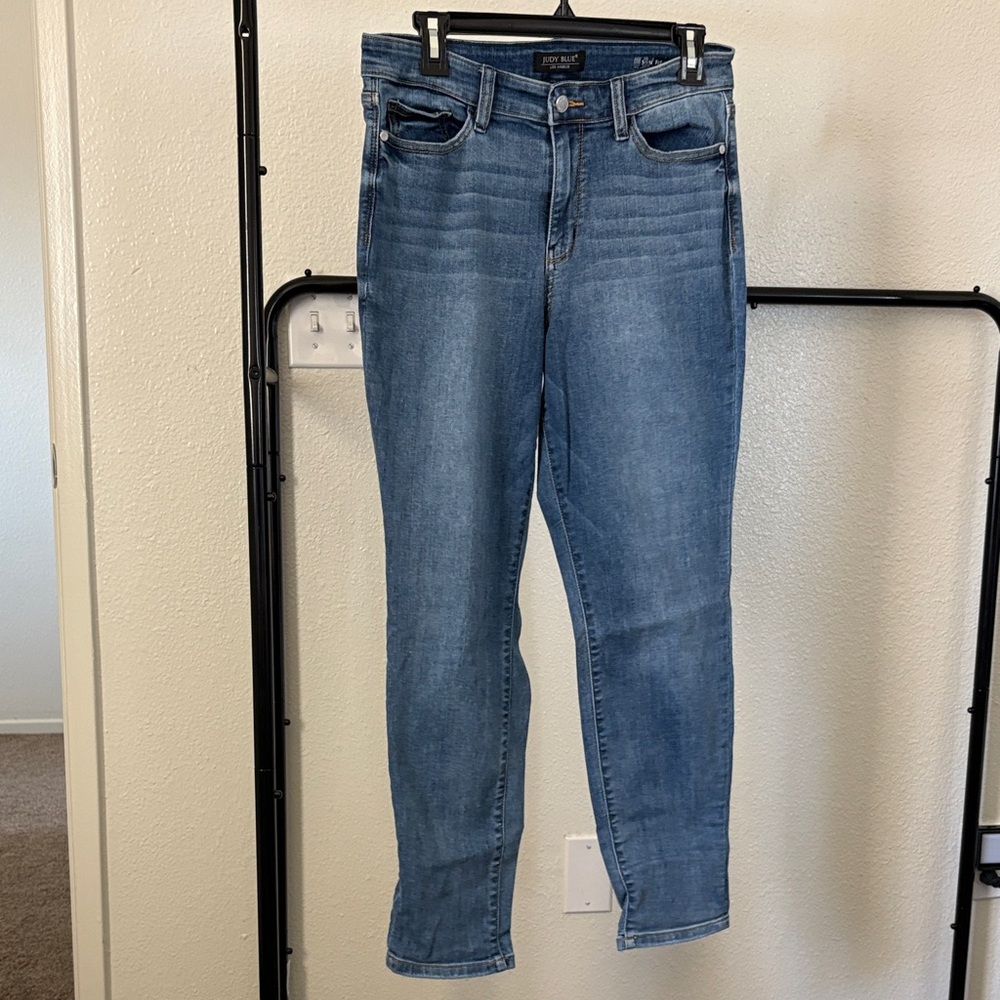 Judy Blue Medium Blue Wash Skinny Jeans